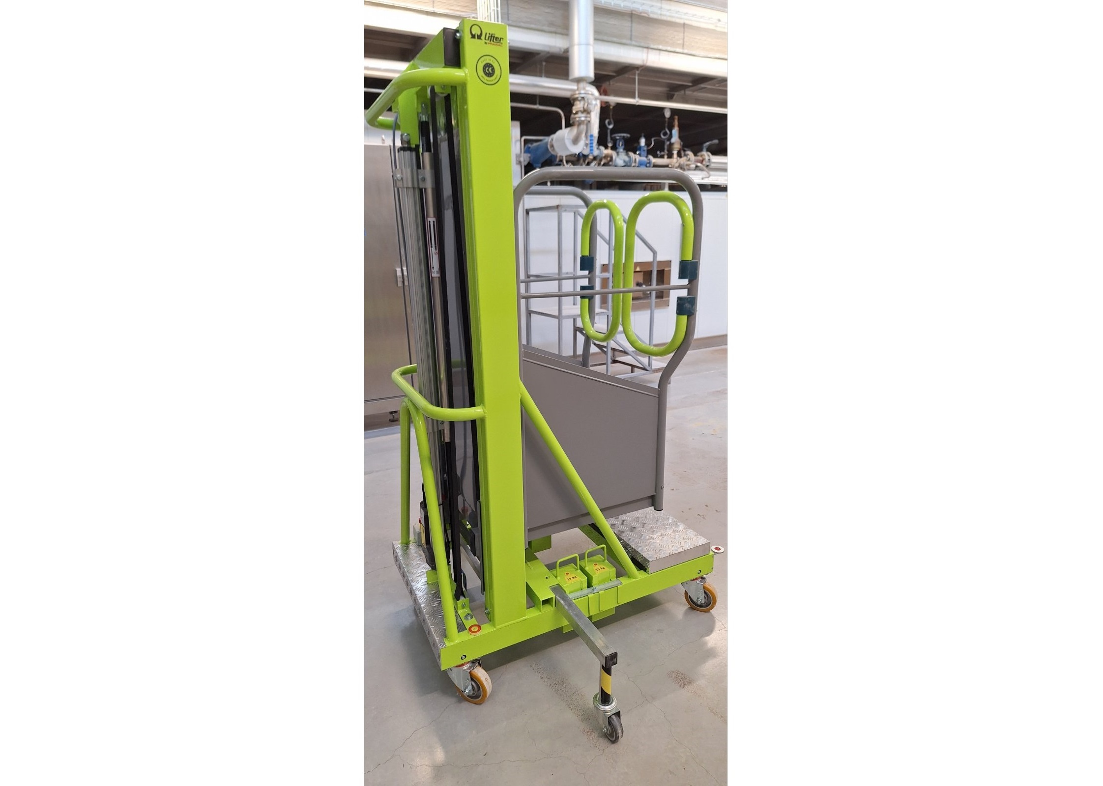 Mobili kėlimo platforma (lopšys) PRAMAC LP12